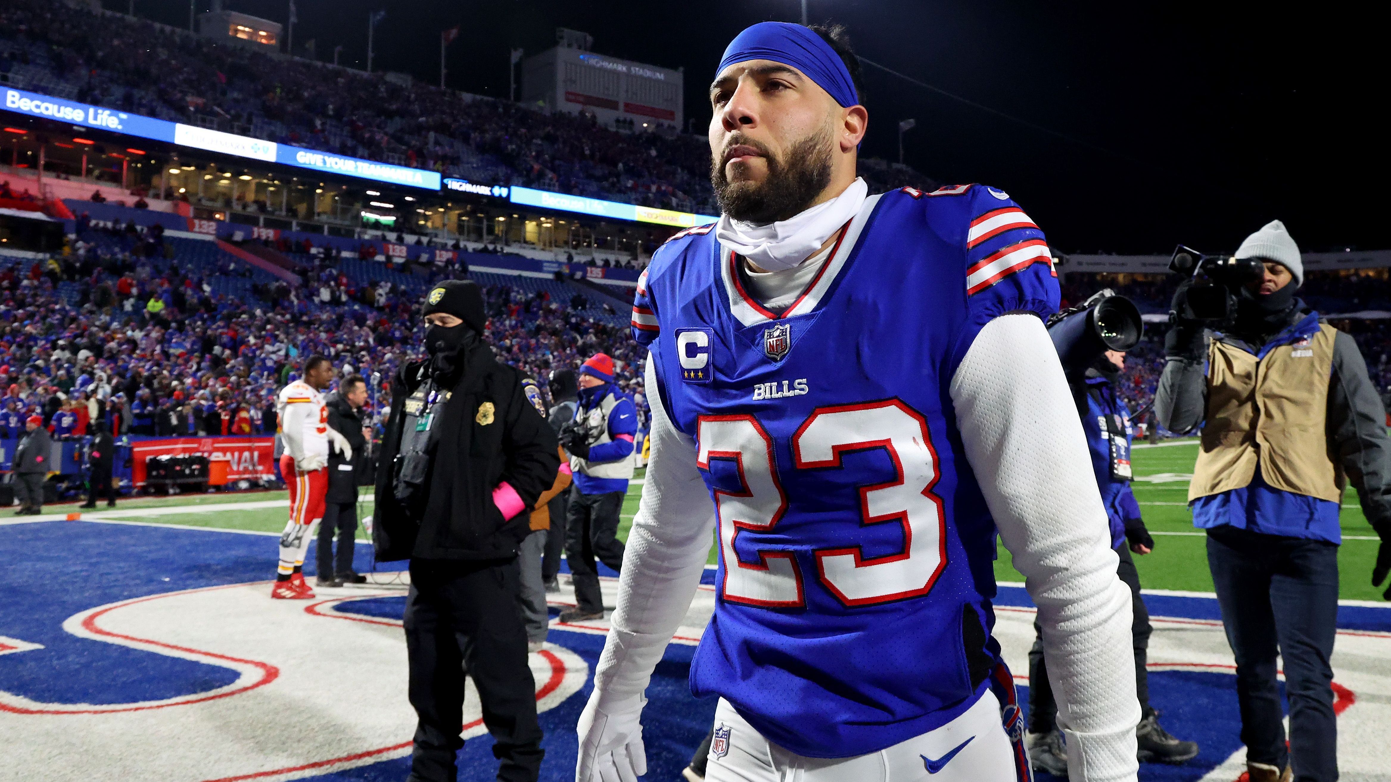 <strong>Micah Hyde (Buffalo Bills)</strong><br>Micah Hyde macht Schluss. Das erklärte der Safety, der 2024 aufgrund einer Nackenverletzung keine Partie für Buffalo absolvierte, den "Buffalo News". 2013 wurde er in der fünften Runde von den Packers gedraftet, 2017 ging es weiter zu den Bills. Dort stand der 34-Jährige in dieser Saison seit Dezember im Practice Squad und fungierte vor allem als Leader für junge Spieler.