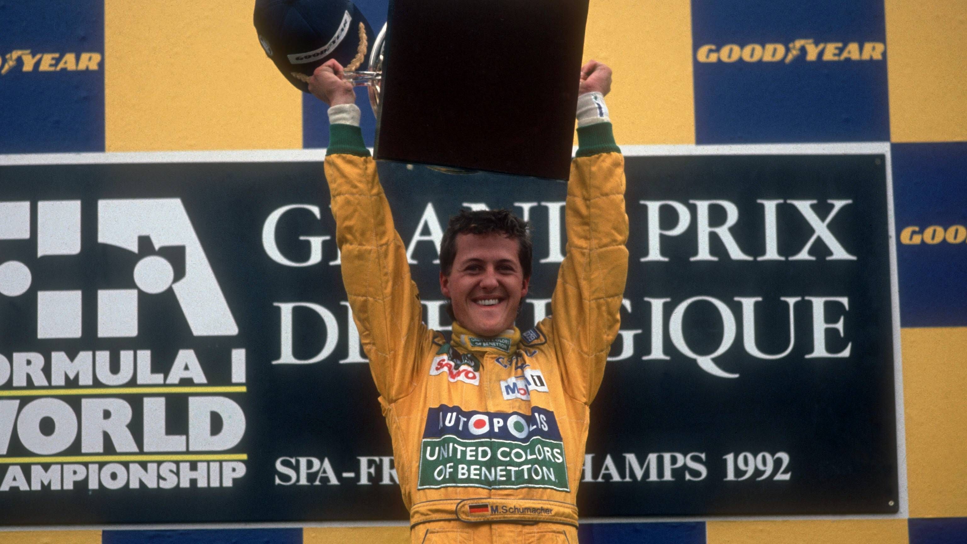 <strong>Der erste von 91 Siegen</strong> <br>Nach elf von 16 Rennen stand Nigel Mansell im Williams als Champion fest. Es sollte sein einziger Titel bleiben. In dem Jahr feierte Michael Schumacher in Spa seinen ersten von insgesamt 91 Rennsiegen.