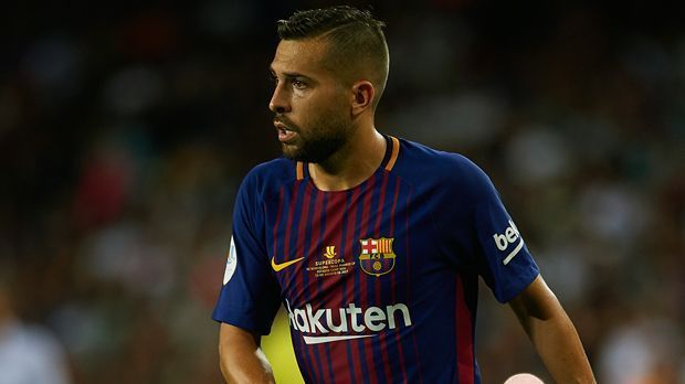 
                <strong>Jordi Alba</strong><br>
                Wenn Real mal schnell spielt, bekommt er Probleme. Dabei hilft es natürlich nicht, dass ihn Umtiti nur selten absichern kann. ran-Note: 4
              