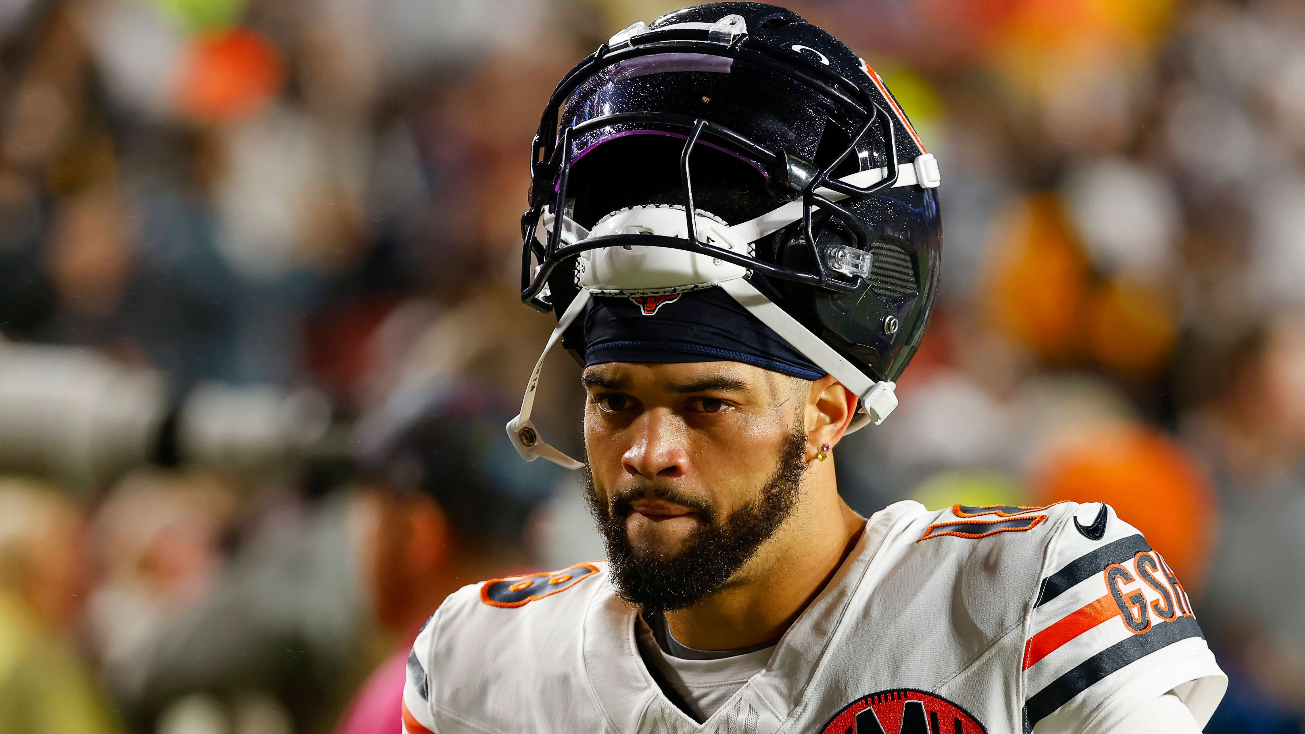 <strong>Platz 17: Chicago Bears (Vorwoche: 20)</strong><br>Ein Sieg nach der Bye Week für die Chicago Bears, doch der kam auch mit gütiger Mithilfe der Commanders zustande. Quasi der Ausgleich zum Hail-Mary-Spiel im Vorjahr. Die Bears sind hier eigentlich sehr gut aufgehoben, klassisches Mittelfeld der Liga. Ob im weiteren Saisonverlauf ein dauerhafter Sprung nach oben gelingt, bleibt abzuwarten.