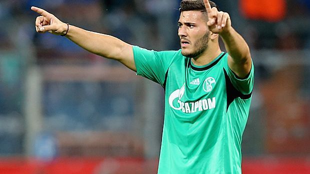 
                <strong>Abwehr: Sead Kolasinac - Aggressivität 91.</strong><br>
                Abwehr: Sead Kolasinac - Aggressivität 91. Das Eigengewächs des S04 ist der aggressivste linke Außenverteidiger in FIFA 16, mit einer Gesamt-Stärke von 75 allerdings auch der schwächste Stammspieler in unserer 5-3-2-Formation.
              