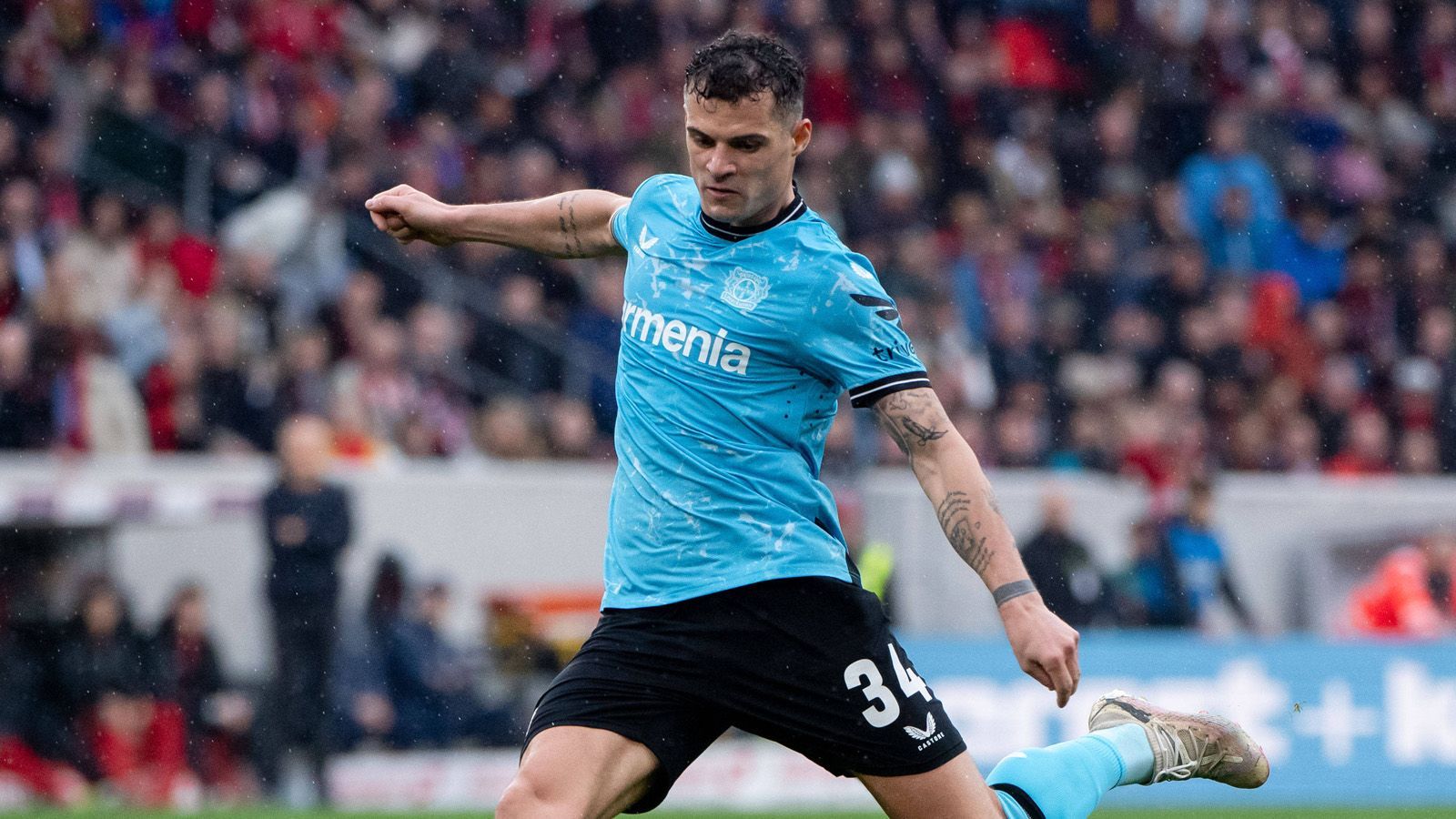 Granit XHAKA (Bundesliga)<br>Ander LAKA (Fußballer in Spanien)