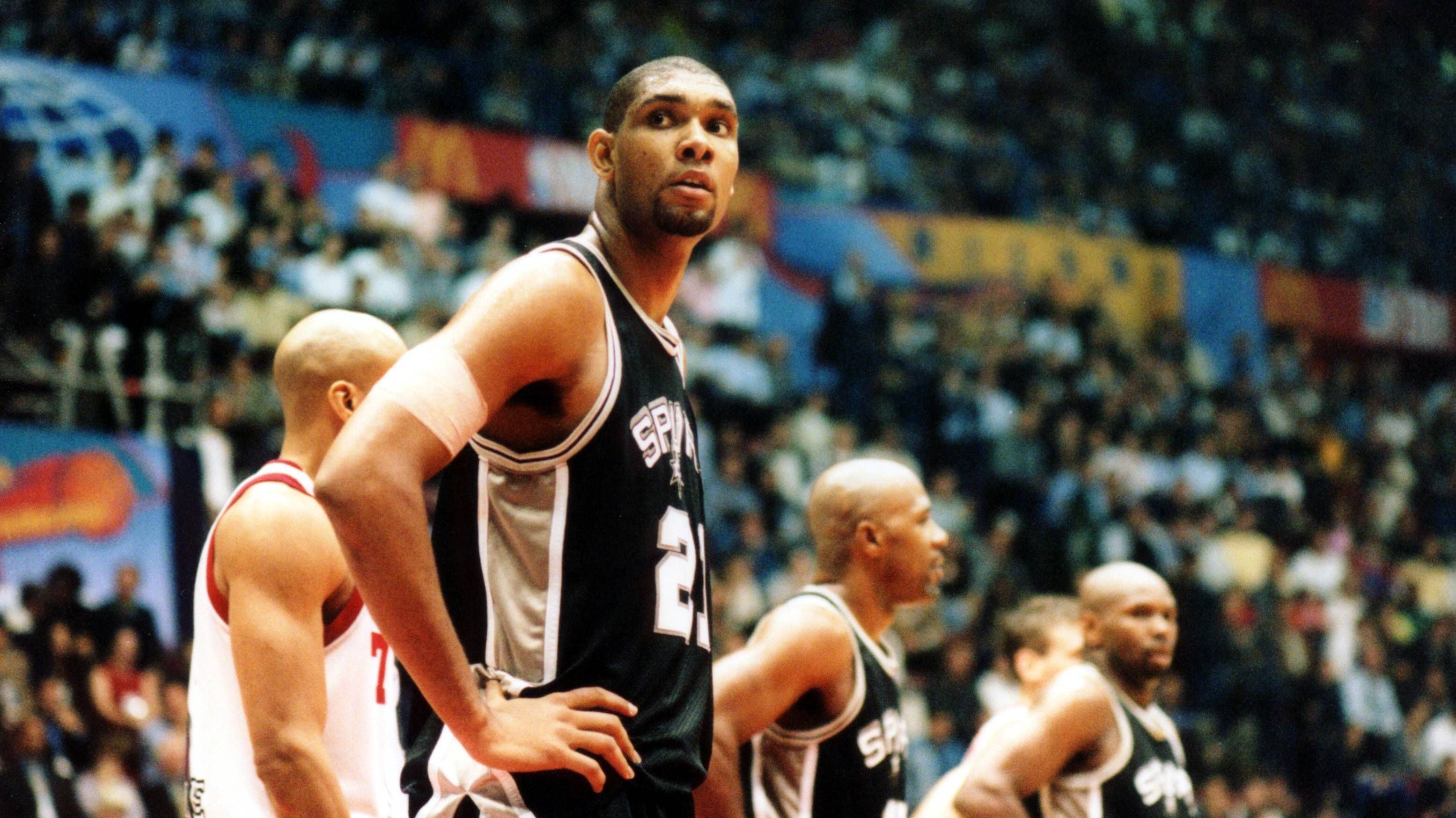 <strong>Tim Duncan (San Antonio Spurs) - Finals MVP 1999</strong><br>Serie: San Antonio Spurs vs. New York Knicks (4-1)<br>Finals-Stats: 27,4 Punkte, 14,0 Rebounds, 2,4 Assists und 2,2 Blocks in 45,6 Minuten<br>Playoff-Stats: 23,2 Punkte, 11,5 Rebounds, 2,8 Assists und 2,6 Blocks in 43,1 Minuten