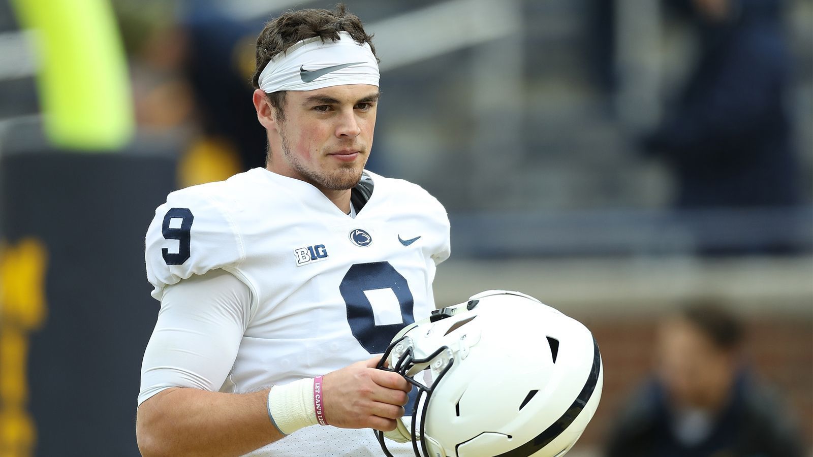 
                <strong>Trace McSorley</strong><br>
                College: Pennsylvania State UniversityWonderlic-Score: 31
              