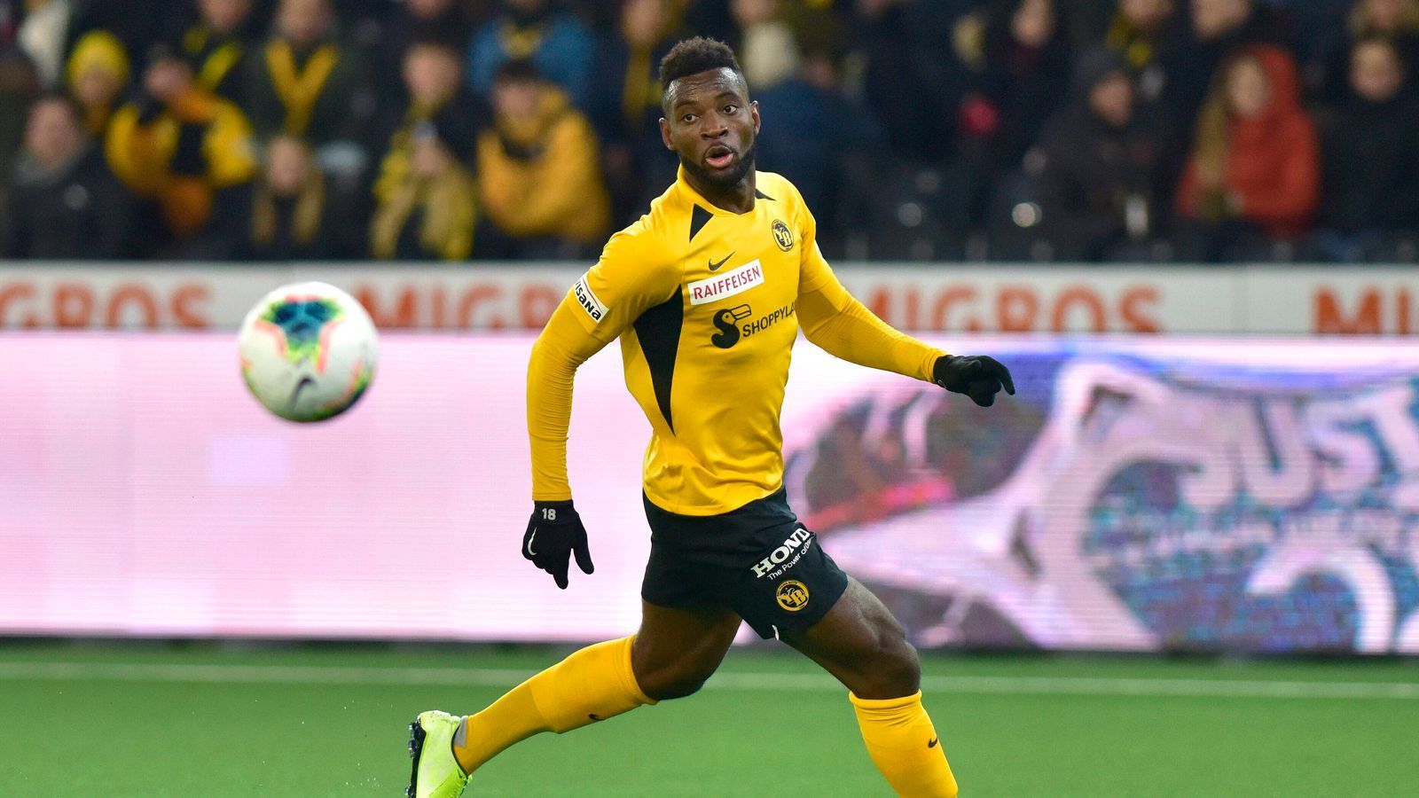 
                <strong>Super League (Schweiz)</strong><br>
                1. Jean-Pierre Nsame (Young Boys Bern) 18 Tore2. Ermedin Demirovic (FC St. Gallen) 10 Tore3. Cedric Itten (FC St. Gallen) 9 Tore
              