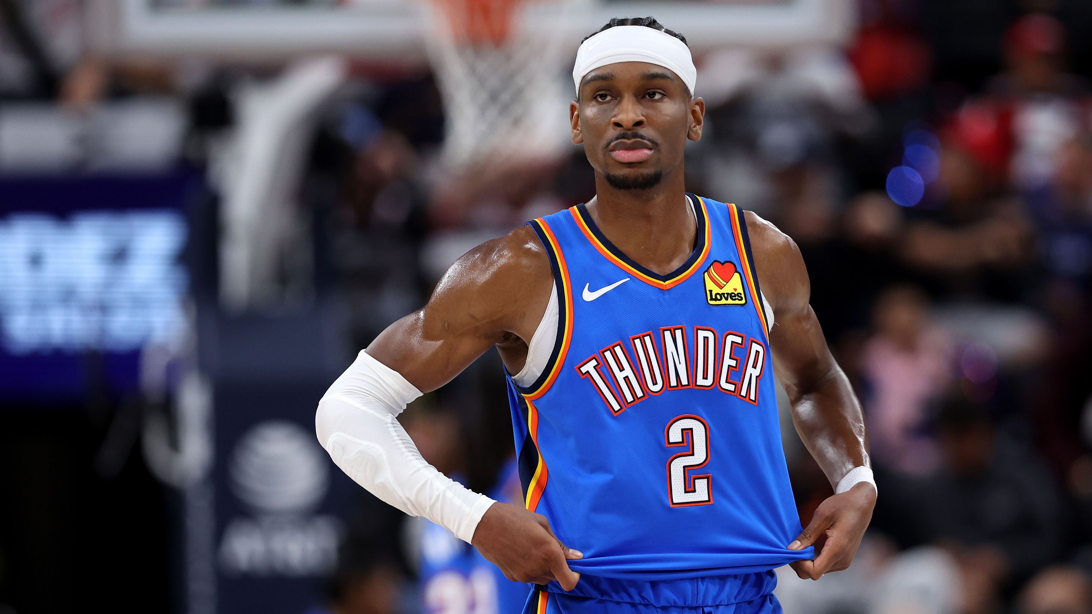 <strong>NBA Most Valuable Player</strong><br>Gewinner: <strong>Shai Gilgeous-Alexander (Oklahoma City Thunder)</strong><br>Stats in der Regular Season: 32,7 Punkte, 5,0 Rebounds, 6,4 Assists pro Spiel