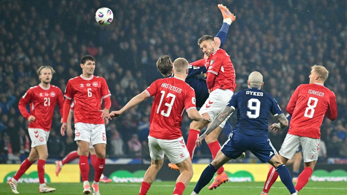 McTominay trifft traumhaft zum 1:0