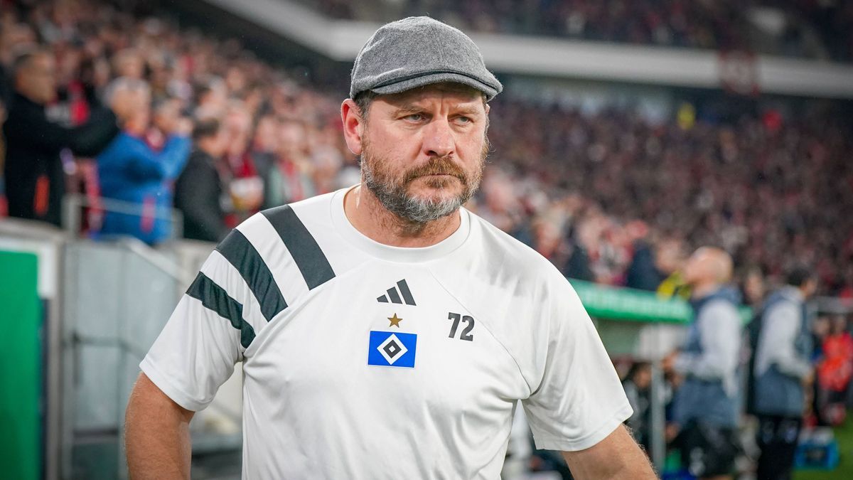 Steffen Baumgart, geboren 5. Januar 1972, Rostock, deutscher Fußballtrainer, ehemaliger Spieler, Hansa Rostock, VfL Wolfsburg, 1. FC Union Berlin, Energie Cottbus, Trainerstationen: 1. FC Magdeburg...