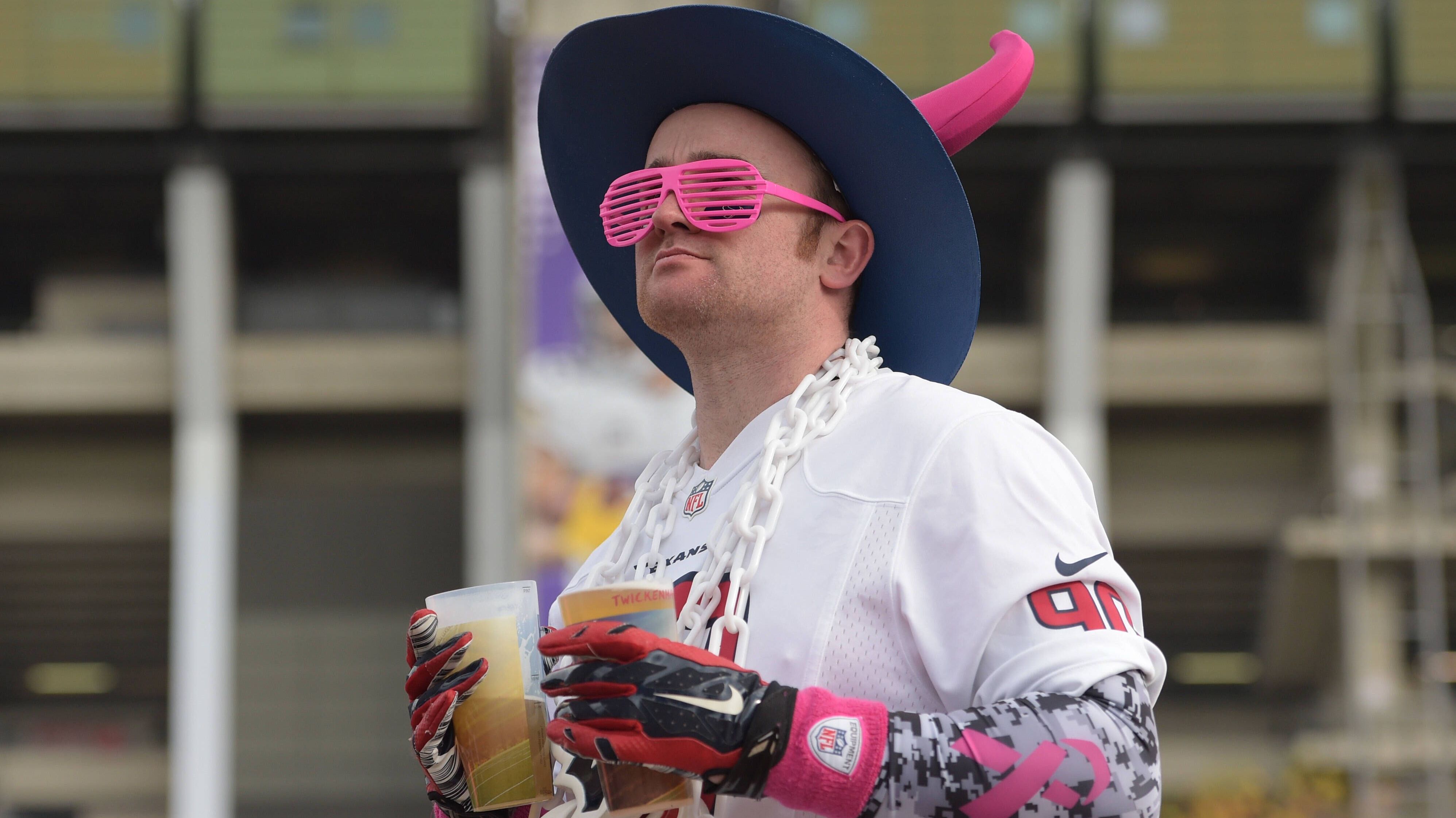 <strong>Platz 24 (geteilt): </strong><strong>Houston Texans</strong><br>Durchschnittliche Anzahl Drinks pro Fan: 5,9