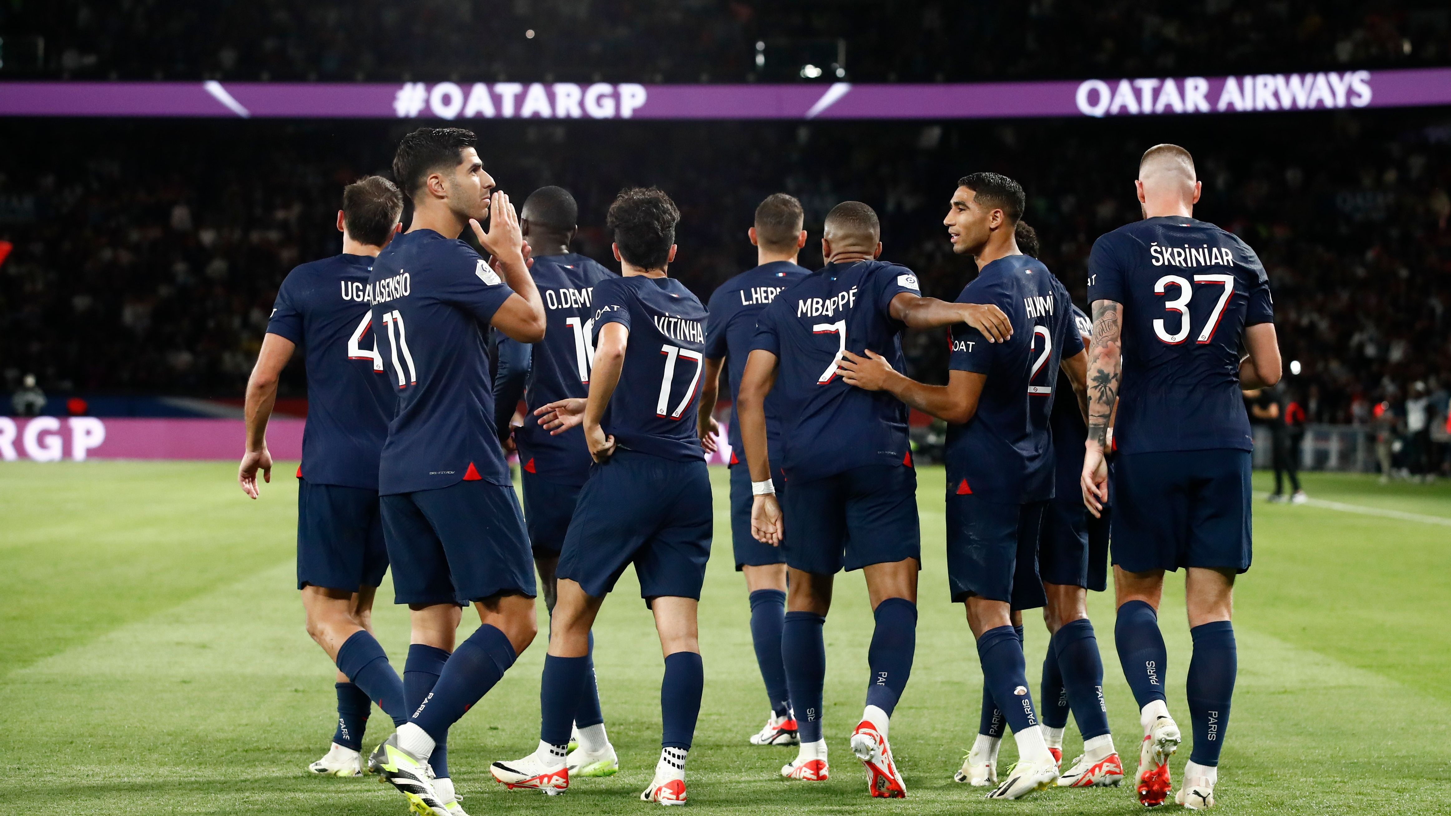 <strong>Paris St. Germain</strong><br>Kein Favoritencheck ohne PSG. Auch wenn wir ja wissen, wie es laufen wird, beziehungweise dass es mal wieder nicht laufen wird. Ist im Grunde nur die Frage, wann genau in dieser Saison vorzeitig Schluss ist. Vermutlich diesmal recht früh, denn PSG hat nach den Abgängen von Lionel Messi, Neymar oder Marco Verratti fraglos sehr viel Qualität verloren.
