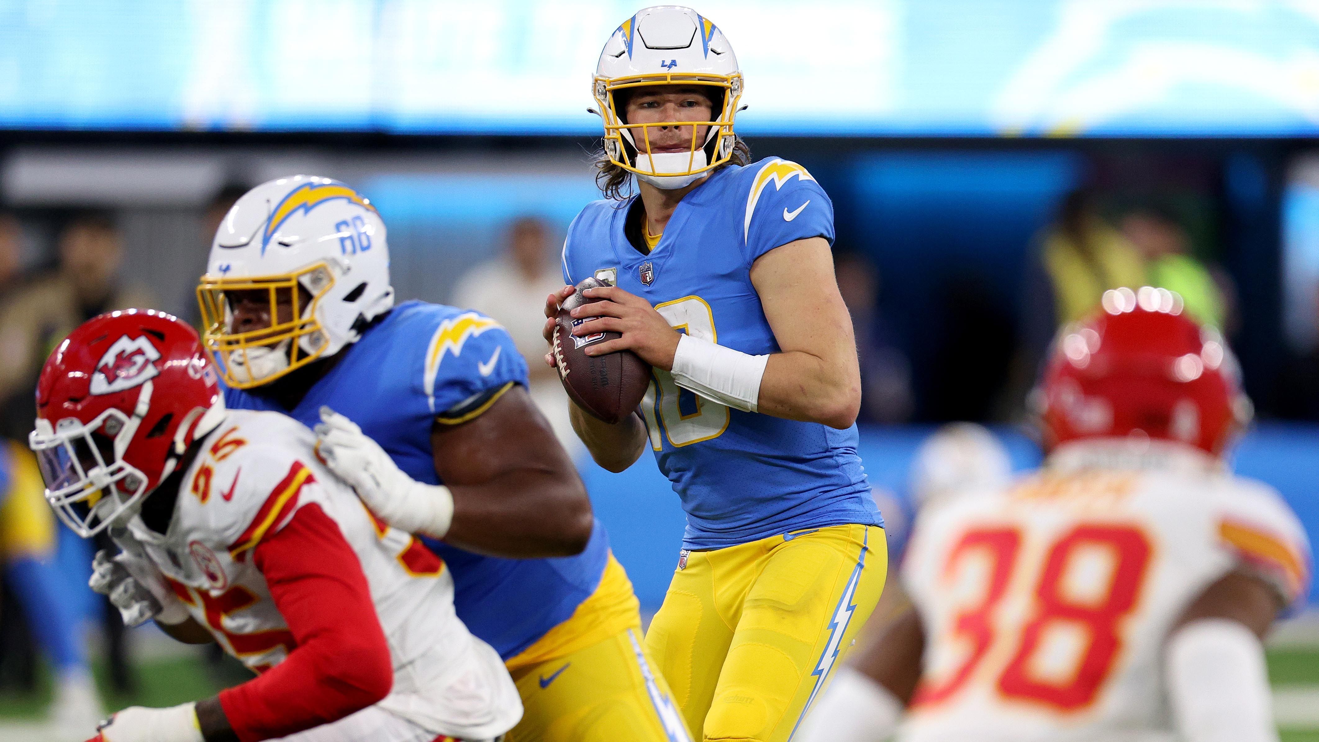 
                <strong>Los Angeles Chargers </strong><br>
                &#x2022; letztes Duell der beiden Teams: Week 11 (Saison 2022/2023)<br>&#x2022; Sieger: Kansas City Chiefs <br>
              