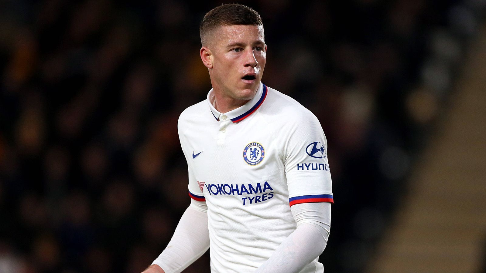 
                <strong>Ross Barkley (Mittelfeldspieler, 26 Jahre)</strong><br>
                Der 33-malige englische Nationalspieler wurde im Januar 2018 für eine Ablöse von 16,8 Millionen Euro vom FC Everton geholt. Sein Vertrag läuft noch bis Sommer 2023. In der laufenden Saison kam er nicht über die Rolle des Ergänzungsspielers hinaus, hatte zudem Verletzungsprobleme. West Ham United soll an ihm interessiert sein.
              