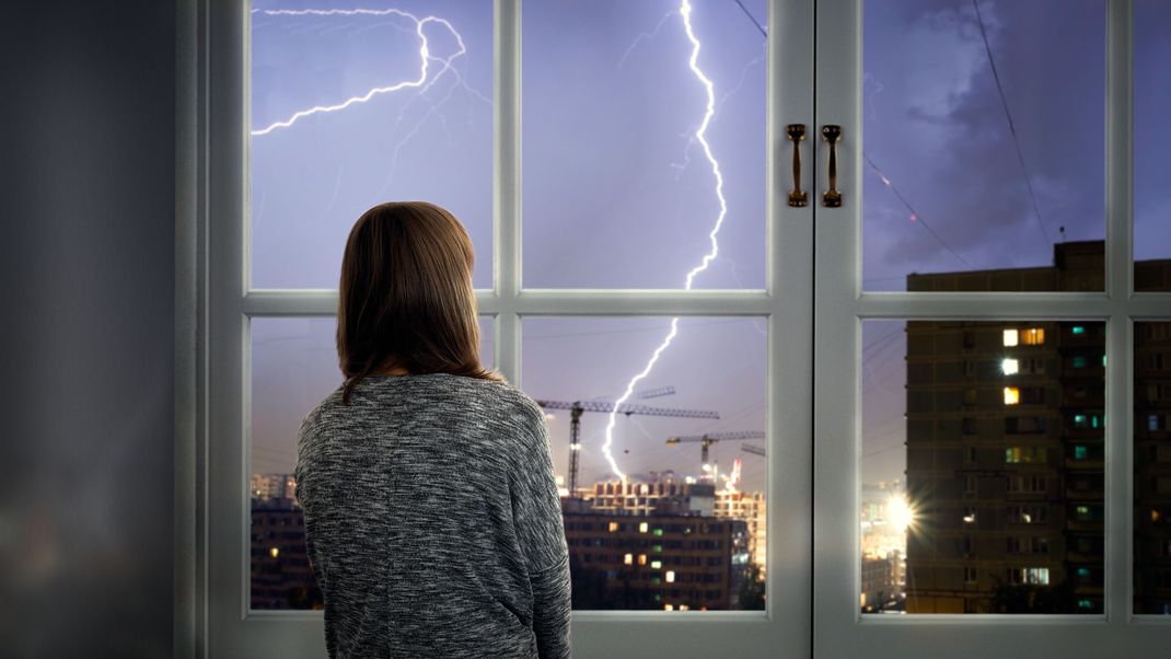 Blitze, Donner und Legenden: Gewitter-Mythen auf dem Prüfstand - Irrtum oder Wahrheit?