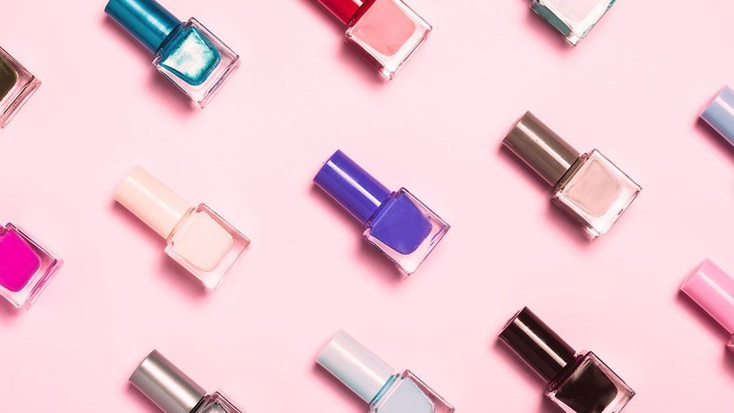 Nagellack richtig zuhause aufbewahren – im Artikel findest du Tipps und Hacks, wie du deinen Nagellack in deinem Zuhause aufbewahrst. 