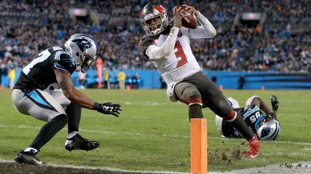 
                <strong>Pick 1: Jameis Winston</strong><br>
                Pick 1: Jameis Winston, QB (Tampa Bay Buccaneers): Der Nummer-Eins-Pick wird in seiner ersten Saison in Tampa den Erwartungen gerecht. Seine Fähigkeit, First Downs selbst zu erlaufen (6 Touchdowns), verhilft dem Angriffsspiel der Bucs zu einer zusätzlichen Dimension. Der Quarterback wird Rookie of the Year und schafft es sogar in den Pro Bowl.
              