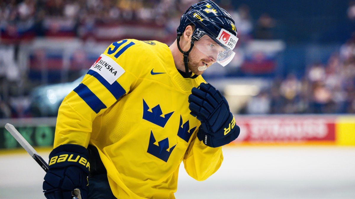 240518 Carl Grundström of Sweden during the 2024 IIHF Ice hockey, Eishockey World Championship, WM, Weltmeisterschaft group stage game between Latvia and Sweden on May 18, 2024 in Ostrava. Photo: M...