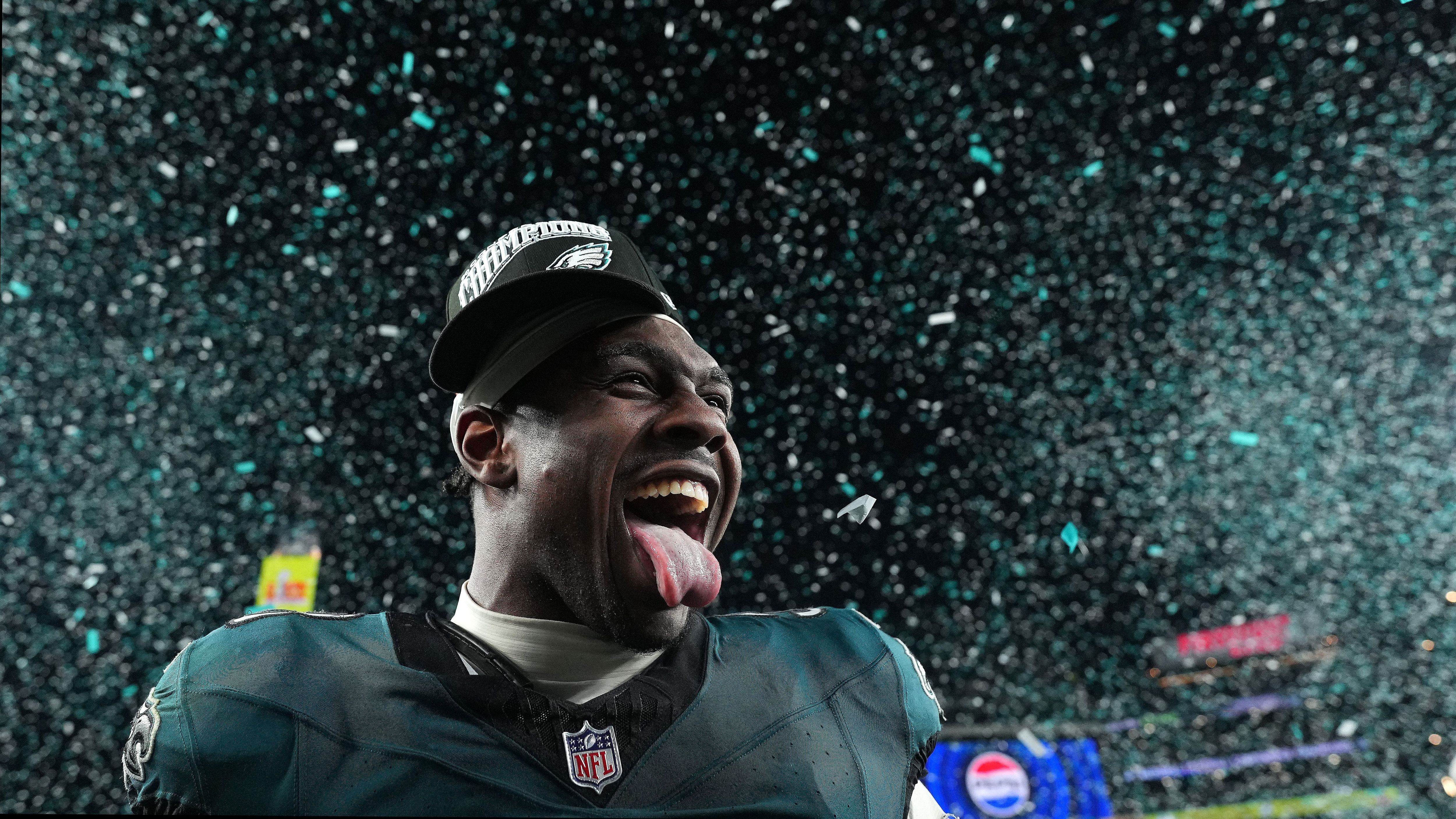 <em><strong>NFL-Blowouts: Die letzten Siege aller Franchises mit 30 Punkten Vorsprung</strong><br>Spektakulär setzten sich die Eagles in der vergangenen Saison im NFC Championship Game gegen die Commanders durch – mit einem Vorsprung von über 30 Punkten. In der aktuellen Spielzeit haben bereits vier Teams Siege mit einem ähnlich deutlichen Abstand gefeiert. Andere warten dagegen seit Jahren darauf. <strong>ran</strong> zeigt die bisher letzten Siege aller Teams mit mindestens 30 Punkten Vorsprung. (Stand: 03.10.2025)</em>