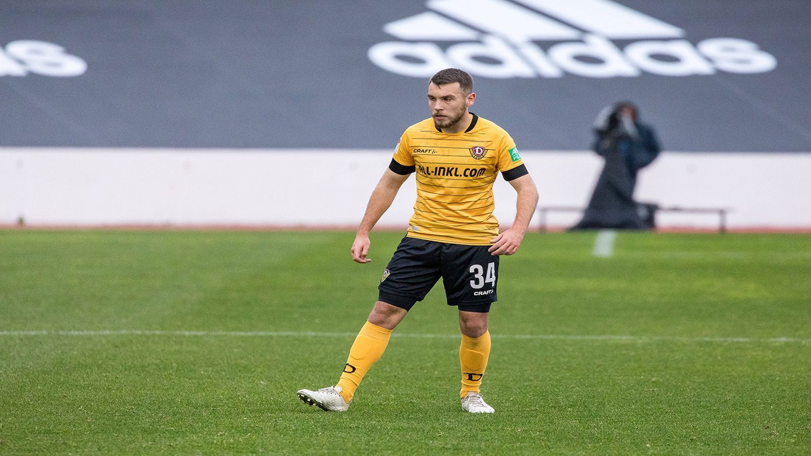 
                <strong>SG Dynamo Dresden</strong><br>
                Justin Löwe und Marcel Gramann (eSportler) vertreten die SGD.
              