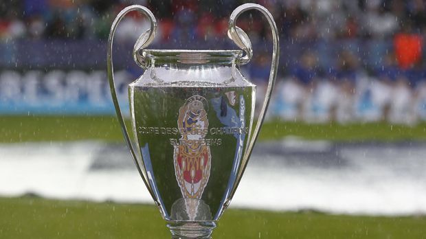 
                <strong>Champions League</strong><br>
                Bereits vor dem Start in die neue Saison in der Champions League fallen bereits die ersten Rekorde. Die 32 Teilnehmer an der Königsklasse können 2016/2017 so abkassieren wie nie. Insgesamt rund 1,3 Milliarden Euro schüttet die UEFA ab der Gruppenphase an die Vereine aus.
              