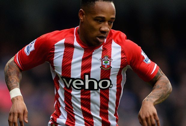 
                <strong>Nathaniel Clyne (FC Southampton)</strong><br>
                Nathaniel Clyne wäre eine weitere Option für die Defensive. Der 23-Jährige spielt aktuell beim Überraschungsteam der Premier League, dem FC Southampton, und ist auf der rechten Abwehrseite nicht wegzudenken.
              