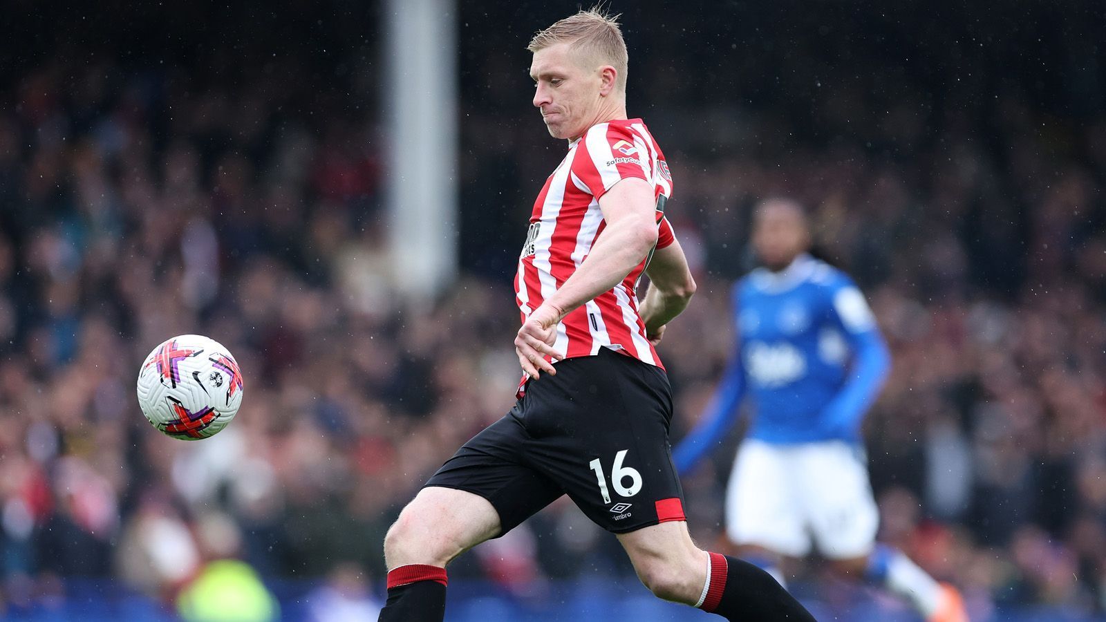 
                <strong>Ben Mee (FC Brentford)</strong><br>
                Gehalt pro Woche: 62.000 Euro
              