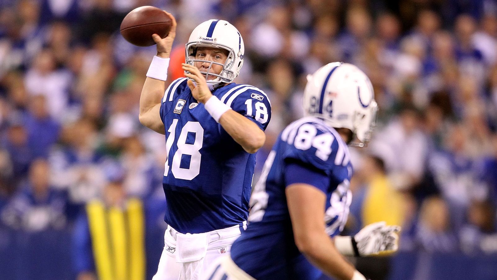 
                <strong>Indianapolis Colts</strong><br>
                9 Spielzeiten: 2002 bis 2010
              
