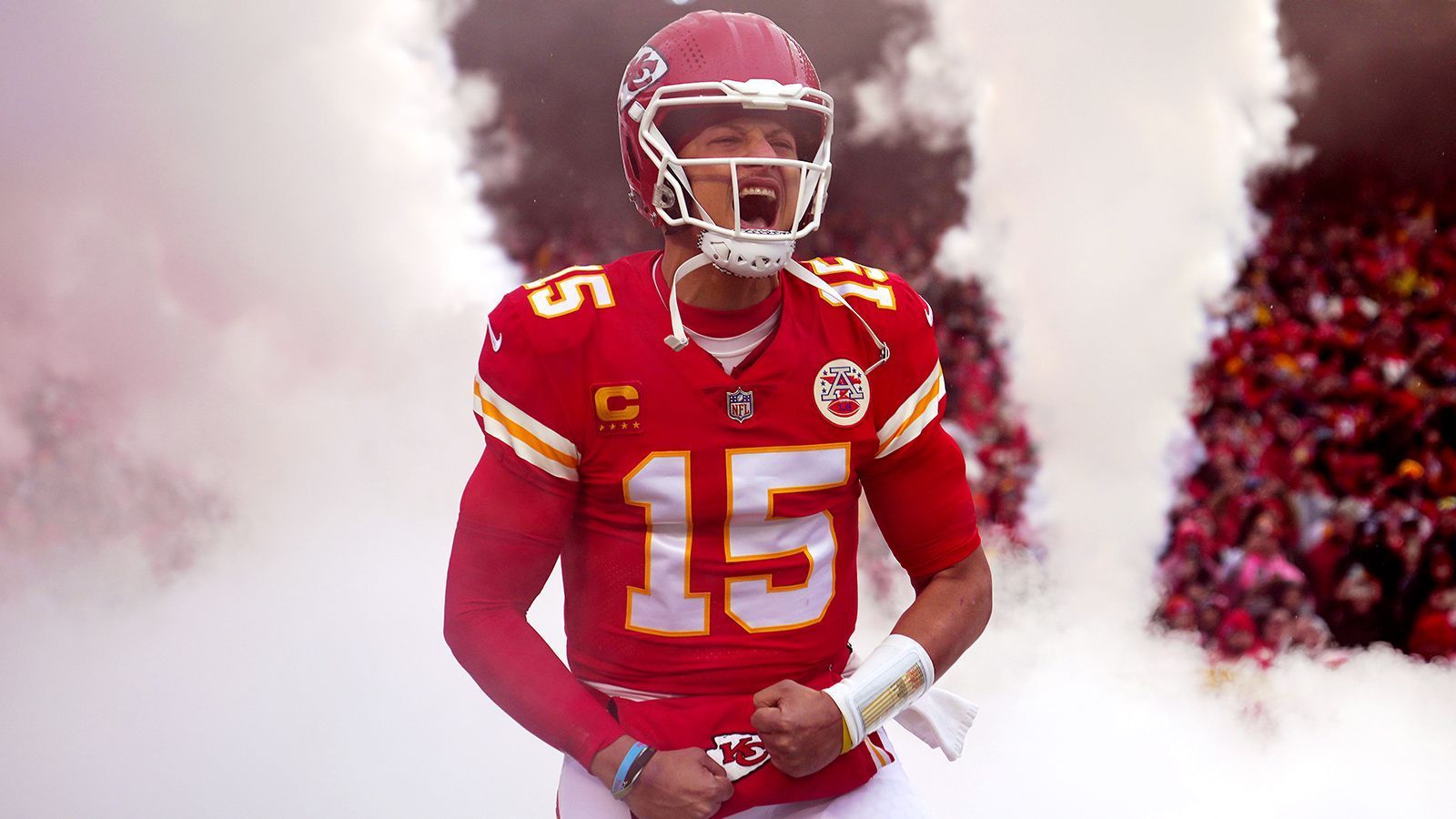 
                <strong>Platz 4: Patrick Mahomes</strong><br>
                Quarterback, Kansas City Chiefs
              