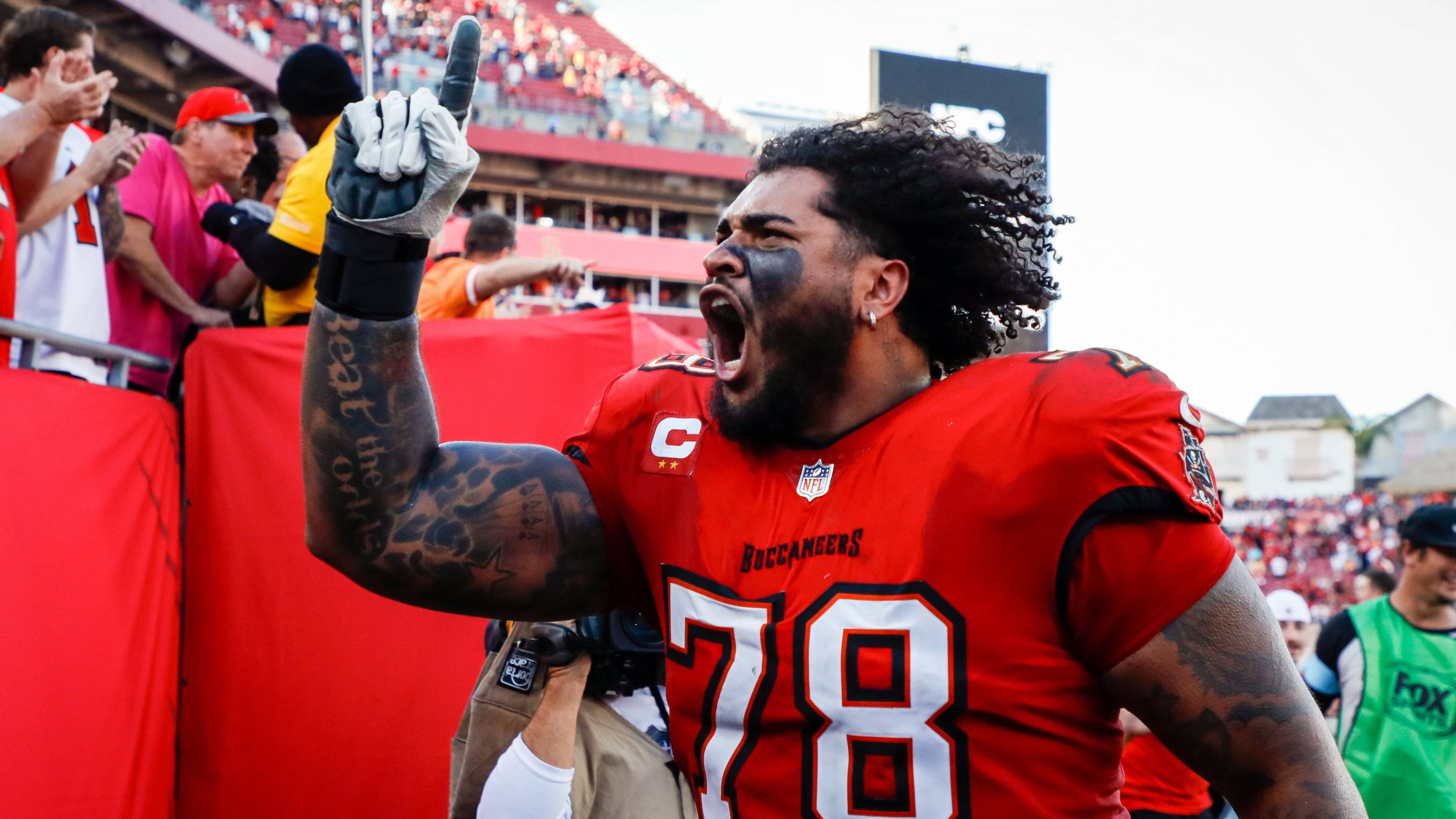 <strong>Tristan Wirfs (Tampa Bay Buccaneers)</strong><br>Alter: 26<br>Position: Offensive Tackle<br>Durchschnittliches Jahresgehalt: 28,1 Millionen Dollar