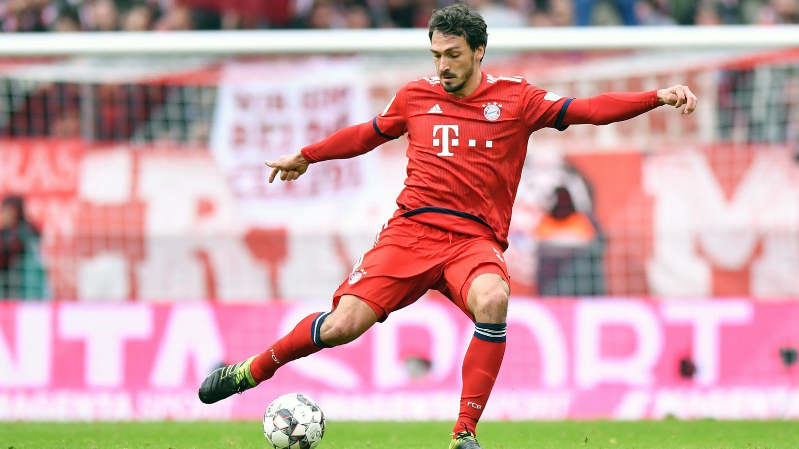 
                <strong>Platz 5 - Mats Hummels (FC Bayern München)</strong><br>
                Zweikampf-Quote: 66,05 ProzentBestrittene Zweikämpfe: 324Saison-Einsätze: 21
              