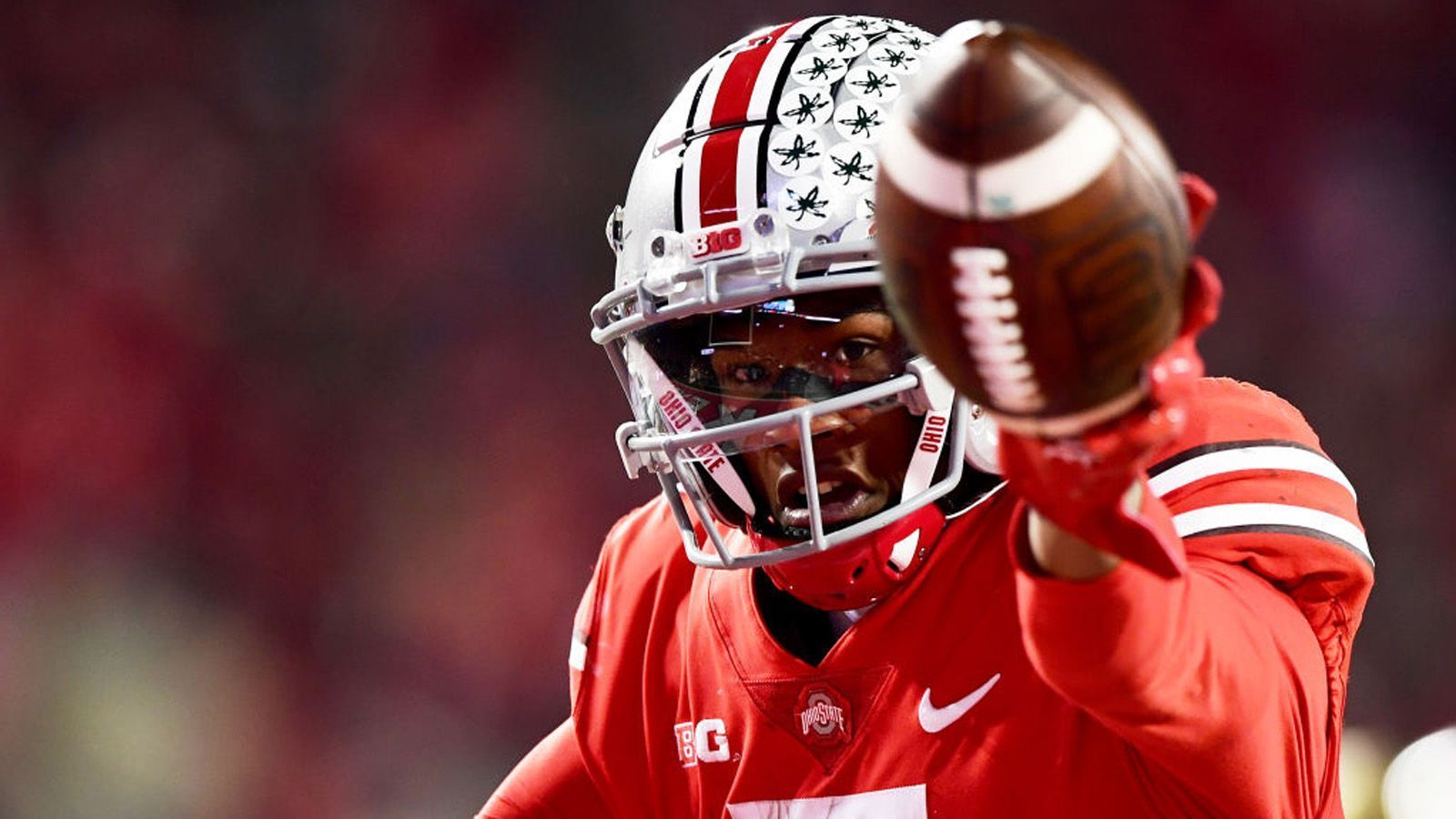 
                <strong>10. Picks: New York Jets - Garrett Wilson (Ohio), WR</strong><br>
                Wilson auf Wilson - das muss passieren.Die Draft Needs der Jets: Edge, WR, CB
              