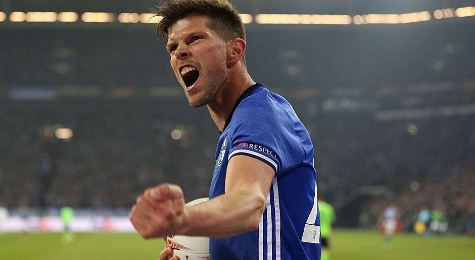 
                <strong>Klaas-Jan Huntelaar</strong><br>
                Kommt in Minute 54 für Stambouli ins Spiel und darf gleich das 2:0 durch Burgstaller bejubeln. Starke Balleroberung gegen Younes ein paar Minuten später. Klärt anschließend nach einer Ecke im eigenen Strafraum. Huntelaar wird nach seiner Einwechslung vor allem hinten gebraucht. Als er doch mal im Ajax-Strafraum am Ball ist, spielt er Meyer einen Pass in den Rücken. ran-Note: 3
              