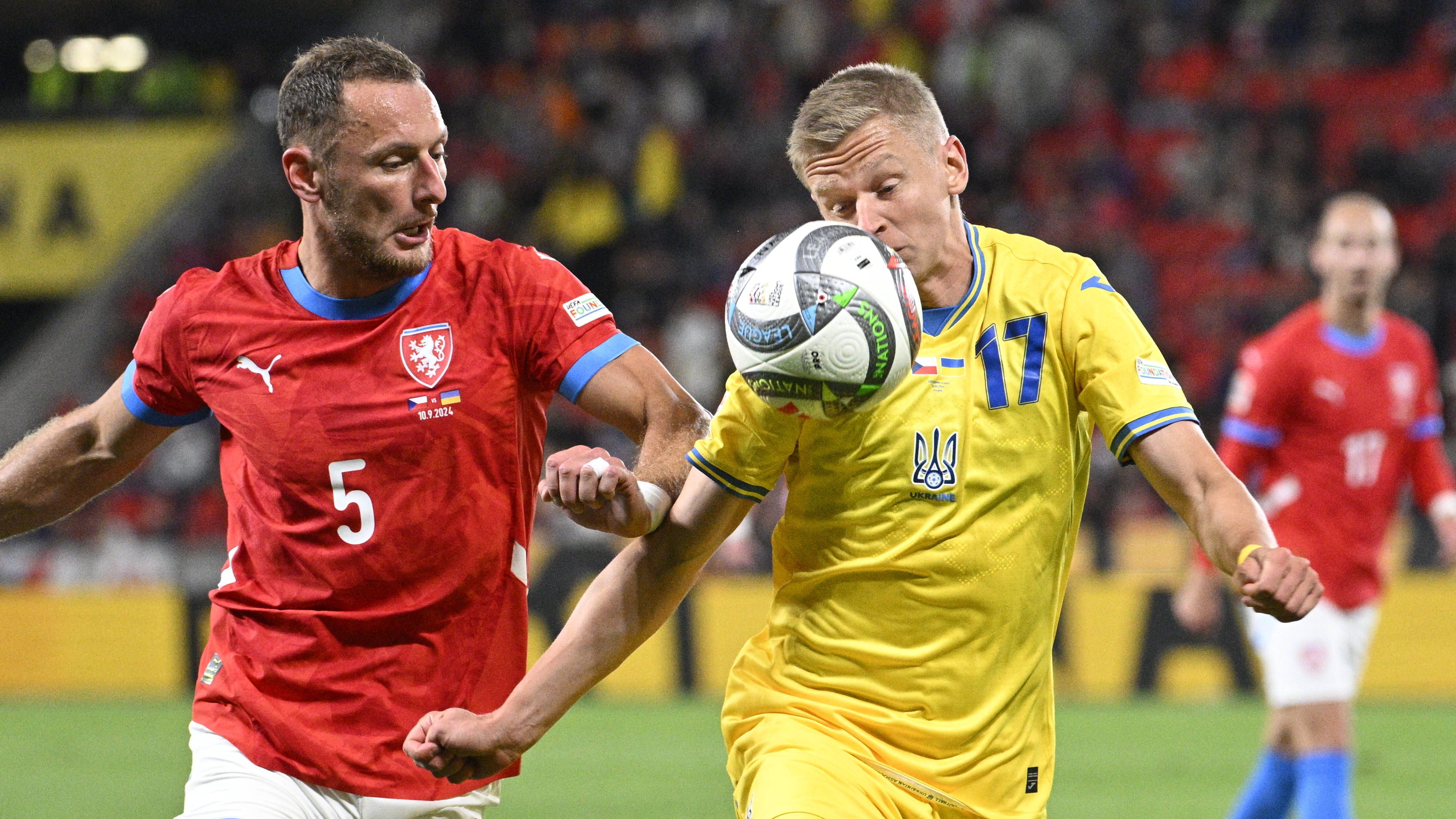 <strong>Platz 13: Ukraine</strong><br>Marktwert des gesamten Teams: 374,3&nbsp;Millionen Euro<br>Wertvollster Spieler: Oleksandr Zinchenko (38 Millionen Euro/FC Arsenal)