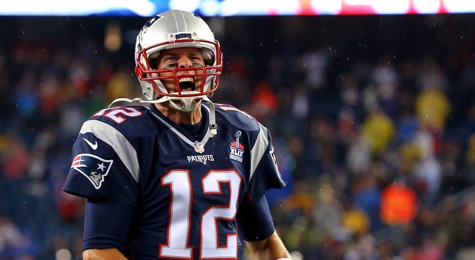 
                <strong>Verlierer: Tom Brady</strong><br>
                "Wir müssen in der Offensive besser spielen als heute Abend", fordert Brady nach dem Sieg gegen die Houston Texans. Auch er hat Anteil an der teilweise schwachen Offensivleistung seiner New England Patriots. Insgesamt zwei Interceptions wirft der 39-Jährige - so viele wie in der gesamten Regular Season. Zudem kommt er mit seinen Pässen (18 von 38) lediglich auf eine Erfolgsquote von 47,4 Prozent - so niedrig wie nie zuvor in seiner Karriere. Die Pittsburgh Steelers dürften sich über Bradys Leistung freuen. Sie treffen nämlich im Championship Game auf die Patriots.
              