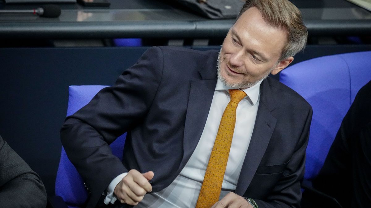 Christian Lindner (FDP), Bundesminister der Finanzen, am 14. Dezember 2023 im Bundestag