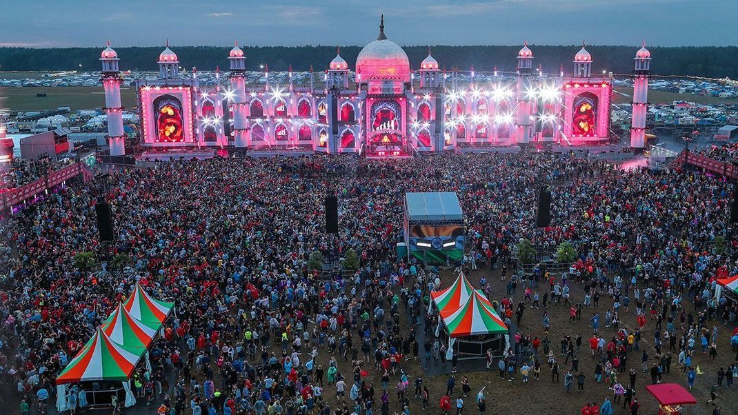 Das Airbeat One Festival ist das größte Festival für elektronische Musikliebhaber:innen in Nord-Deutschland. Wer ist dieses Jahr dabei?