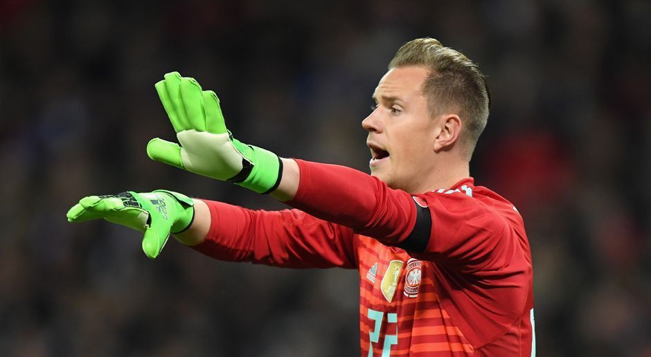 
                <strong>Marc-Andre ter Stegen</strong><br>
                Wirkte in der zweiten Minute unsicher, als er nach einem langen Ball auf Vardy andeutete rauszulaufen, sich dann auf halber Strecke umentschied und zurücklief. Parierte in der 49. Minute sehenswert einen Kopfball gegen den Leicester-Stürmer. ran-Note: 3
              