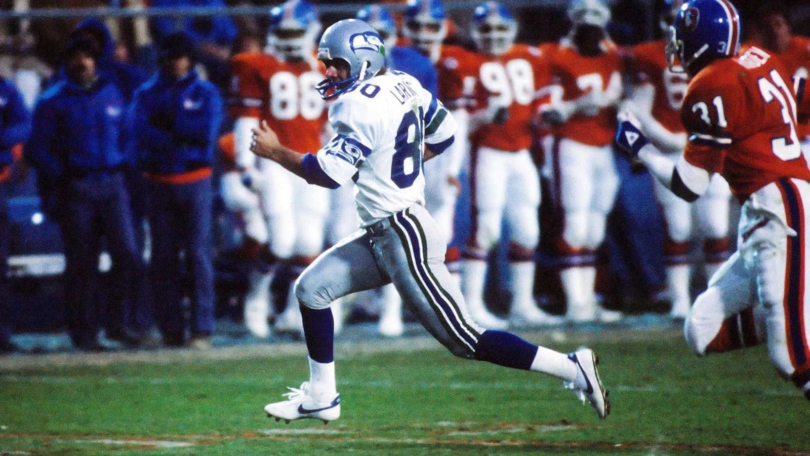 <strong>Platz 10 (geteilt): Steve Largent (Wide Receiver)</strong><br>Receiving Touchdowns: 100<br>Zeitspanne: 1976-1989<br>Teams: Houston Oilers, Seattle Seahawks