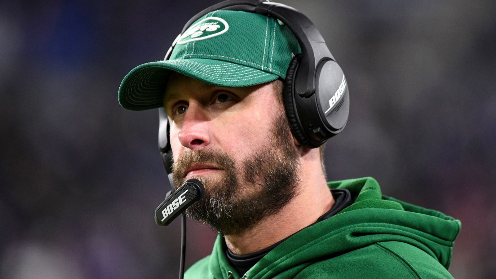 
                <strong>Adam Gase (New York Jets)</strong><br>
                Die erste Saison von Adam Gase bei den New York Jets stand unter keinem guten Stern. Dass Manager Mike Maccagnan sowohl für die Offseason als auch den Draft verantwortlich zeichnete, ehe er entlassen wurde, sorgte schon damals für viele Fragezeichen. Nach einem Horrorstart war New York dann schnell die Lachnummer der Liga - und Gase stand zunehmend in der Kritik. Mit einer 7-9-Bilanz konnte er seinen Stuhl sichern. Klar dürfte aber sein, dass die Verantwortlichen 2020 endlich Erfolge sehen wollen.
              