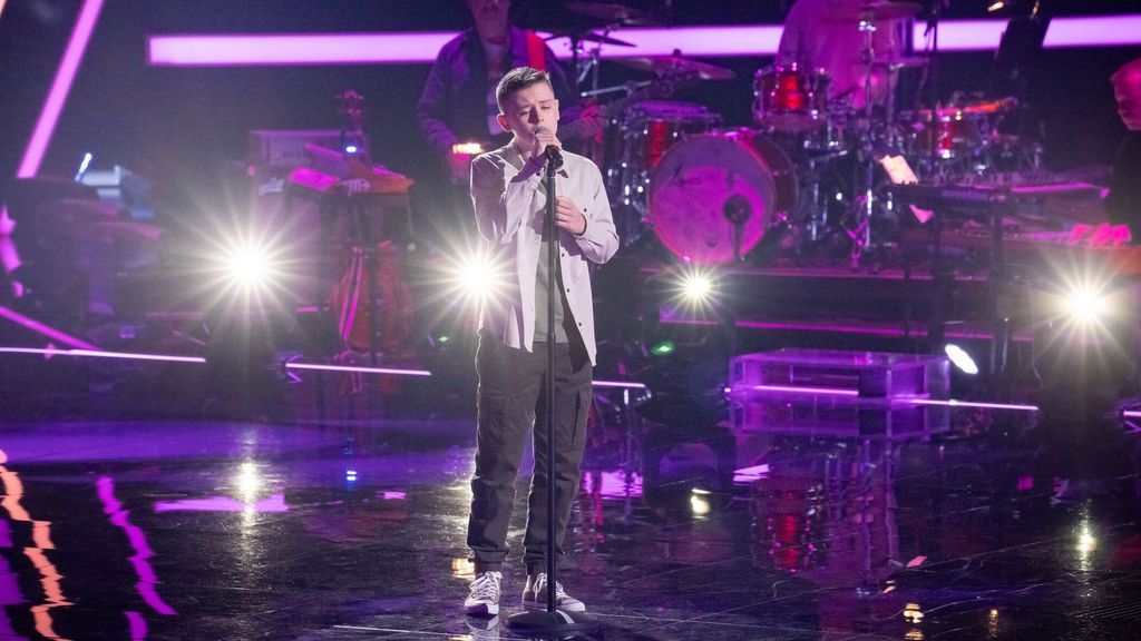 "The Voice Kids": Josh geht mit TikTok viral und begeistert auf der Bühne