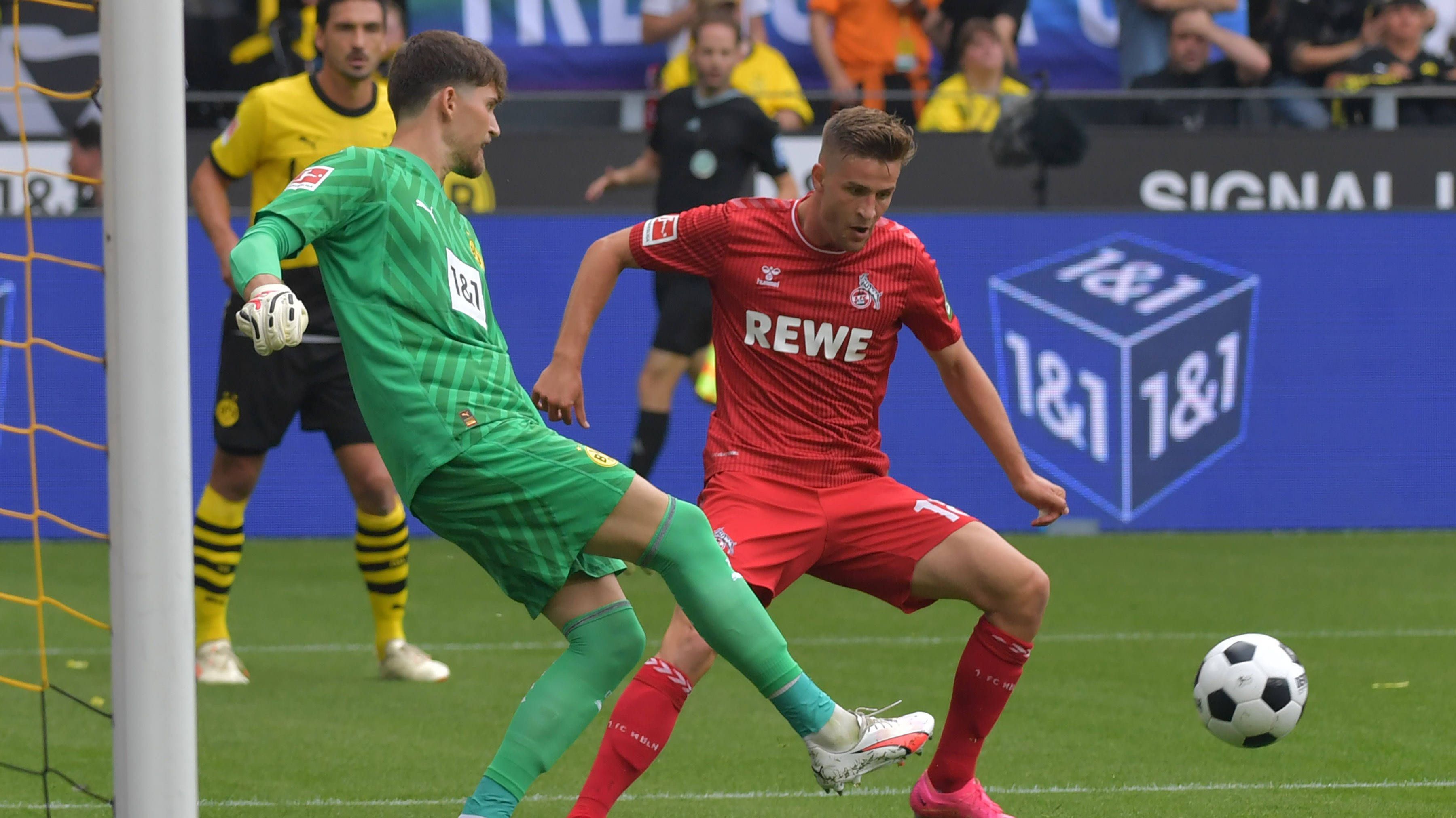 <strong>Gregor Kobel (BVB)</strong><br>Muss in der ersten Hälfte selten eingreifen. Hat in der 17. Minute Glück, dass Süle Selkes Abschluss mit dem Oberschenkel an die Latte lenkt. Nach der Pause mit zwei starken Parade gegen Adamyan. Hält den Sieg für Dortmund fest.&nbsp;<strong>ran-Note: 2</strong>