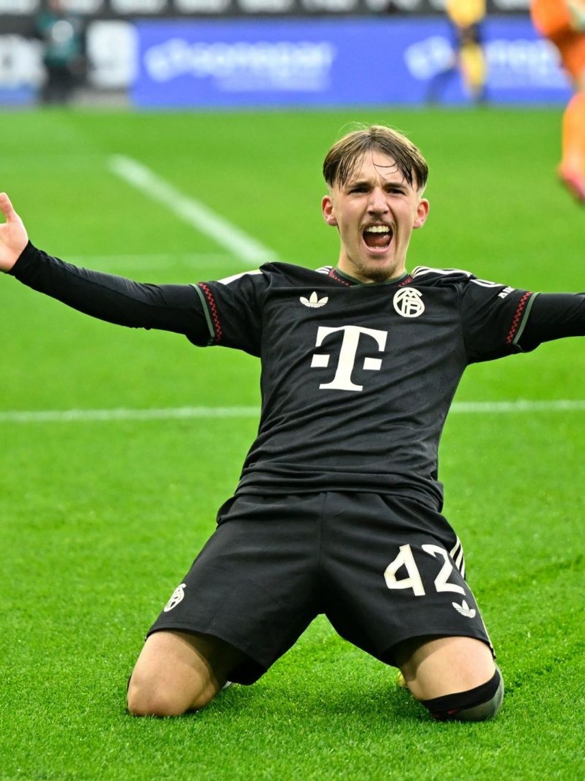 Der 17-jährige Karl wird erstmals für die U21 berufen