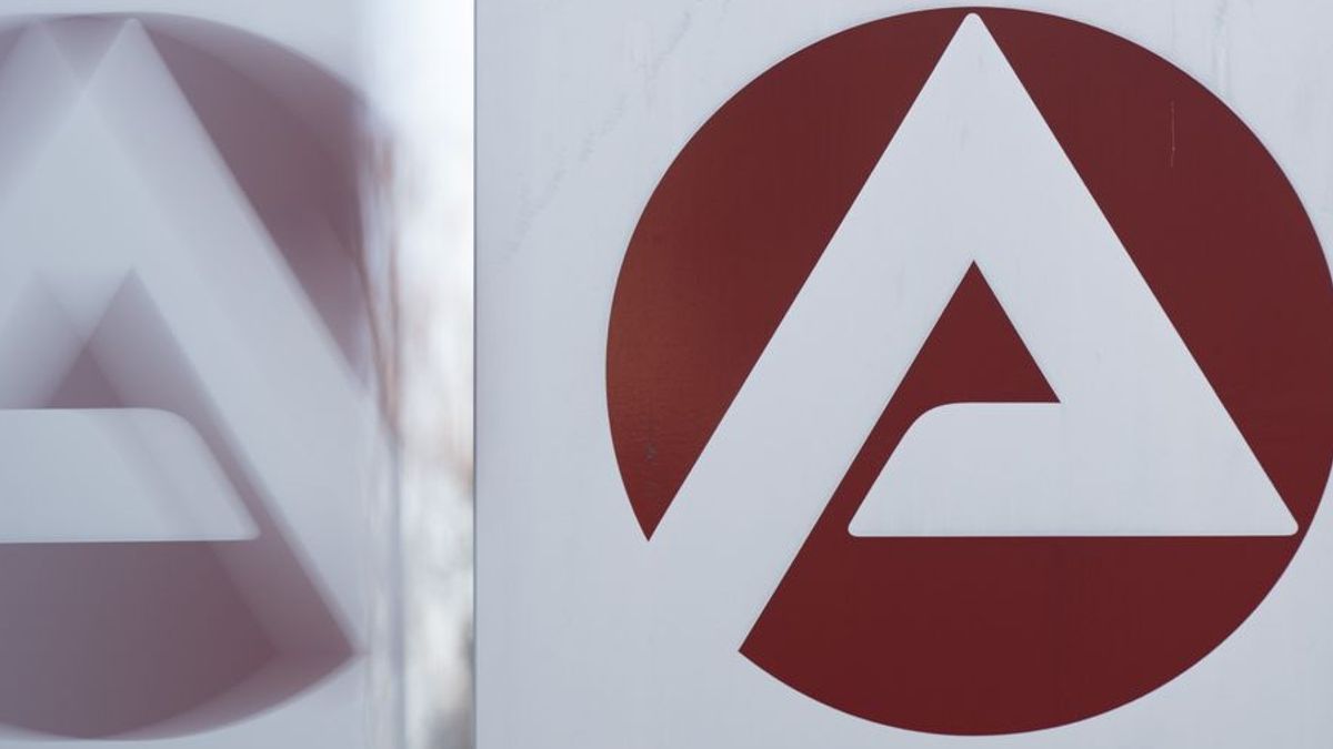 Im Juli waren in Deutschland fast drei Millionen Menschen ohne Job – die höchste Zahl seit langem.