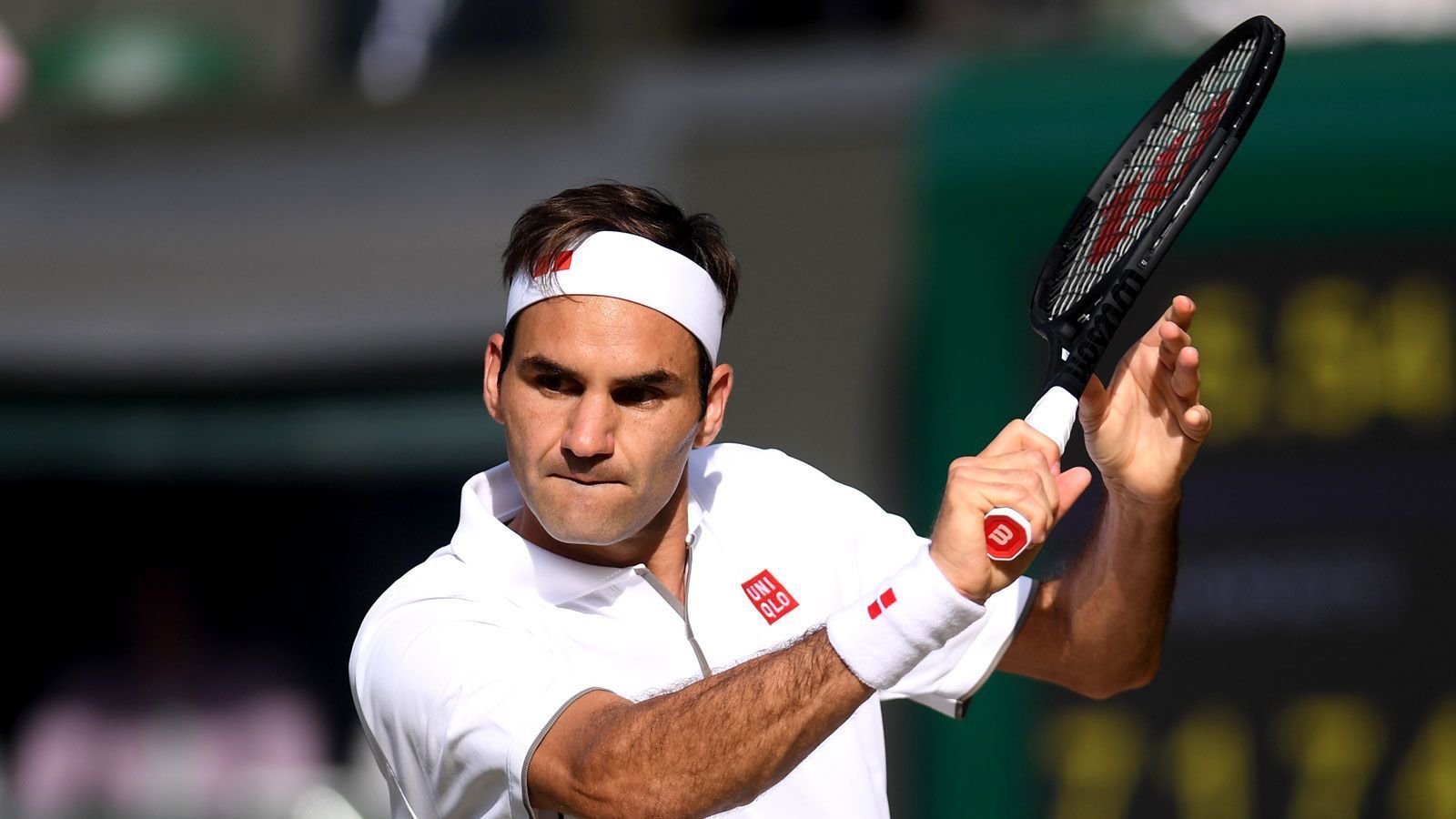 
                <strong>Platz 2: Roger Federer (Schweiz)</strong><br>
                Platz 2: 126.840.700 Dollar Grand-Slam-Titel: 20
              