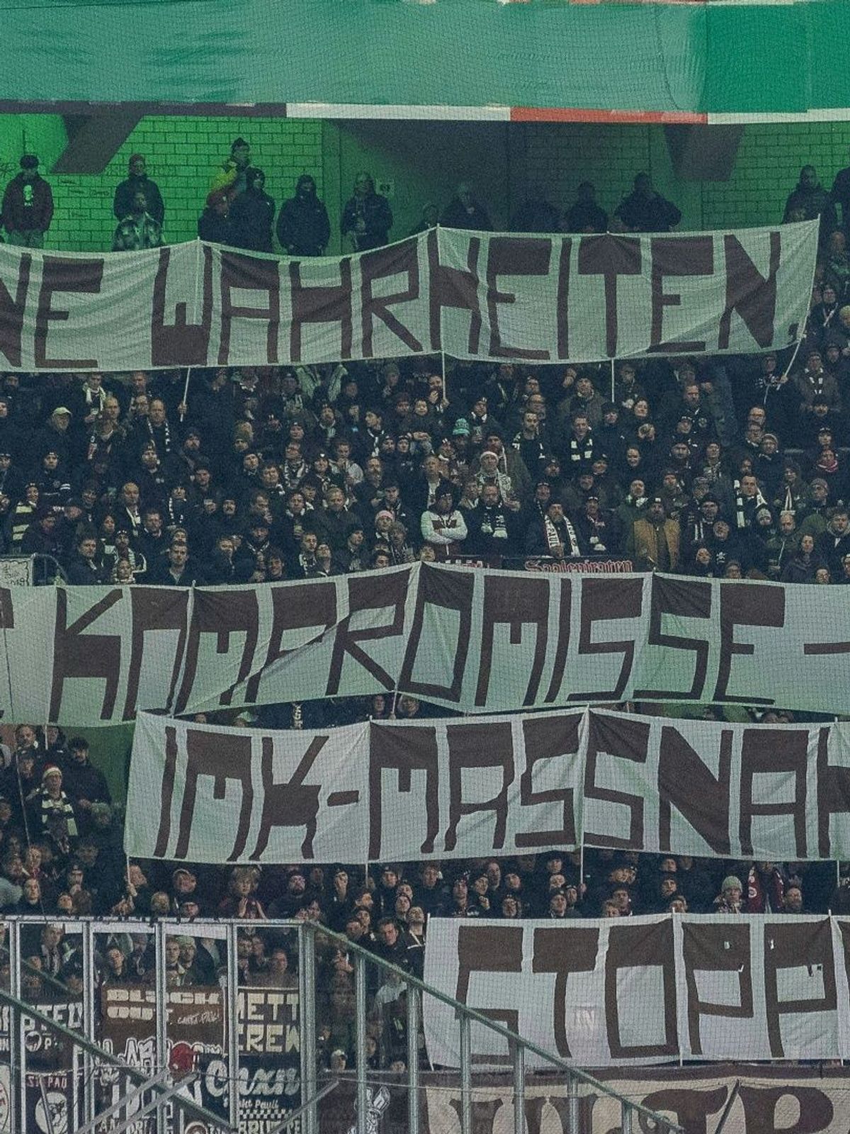 Fans protestieren gegen verschärfte Regeln