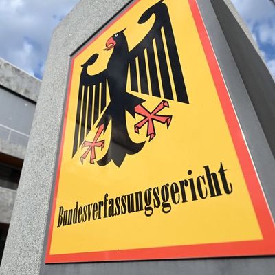 Urteil in Karlsruhe:  Der Einsatz von Staatstrojanern ist teilweise verfassungswidrig.