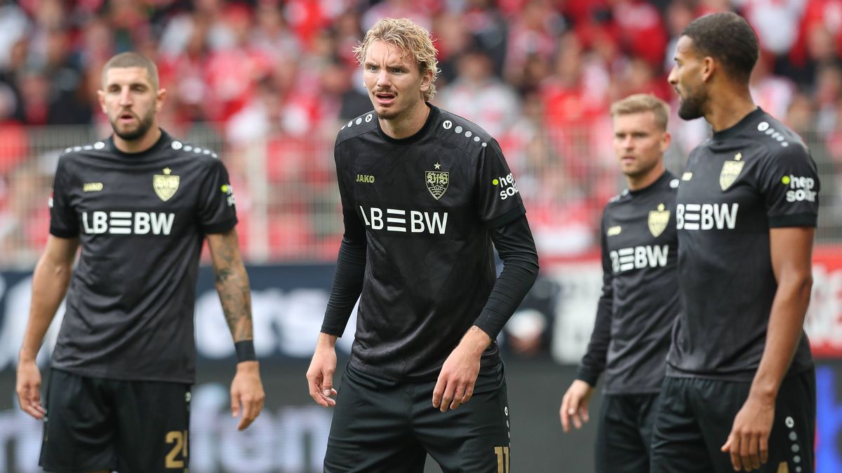 23.08.2025, xtgx, Fussball - 1.Bundesliga Union Berlin - VfB Stuttgart, v.l. Nick Woltemade (Stuttgart, 11) (DFL DFB REGULATIONS PROHIBIT ANY USE OF PHOTOGRAPHS as IMAGE SEQUENCES and or QUASI-VIDE...