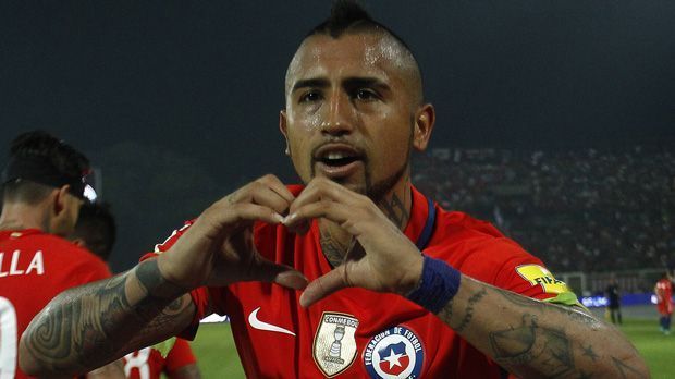 
                <strong>Arturo Vidal (CHI)</strong><br>
                Arturo Vidal. Land: Chile, Verein: FC Bayern München, Länderspiele: 74 Einsätze, Tore: 15
              