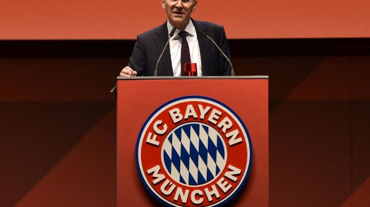 Herbert Hainer bekräftigt Verbleib von Lewandowski