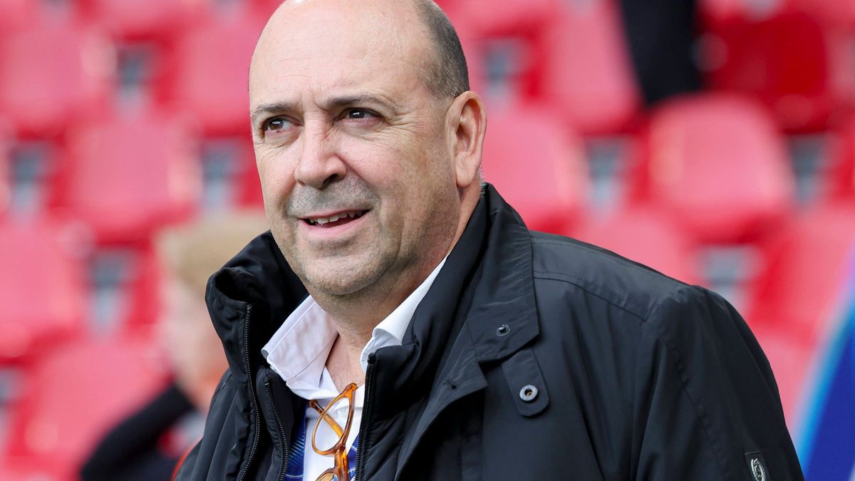 Vorsitzender der Geschaeftsfuehrung Fernando Carro (Bayer 04 Leverkusen) schaut, UEFA Champions League 2025 26 League Phase MD1, F.C. Copenhagen v Bayer 04 Leverkusen, Parken Stadium am 18. Septemb...