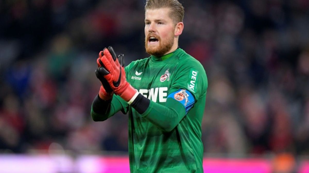 Timo Horn hält sich seine Zukunft offen